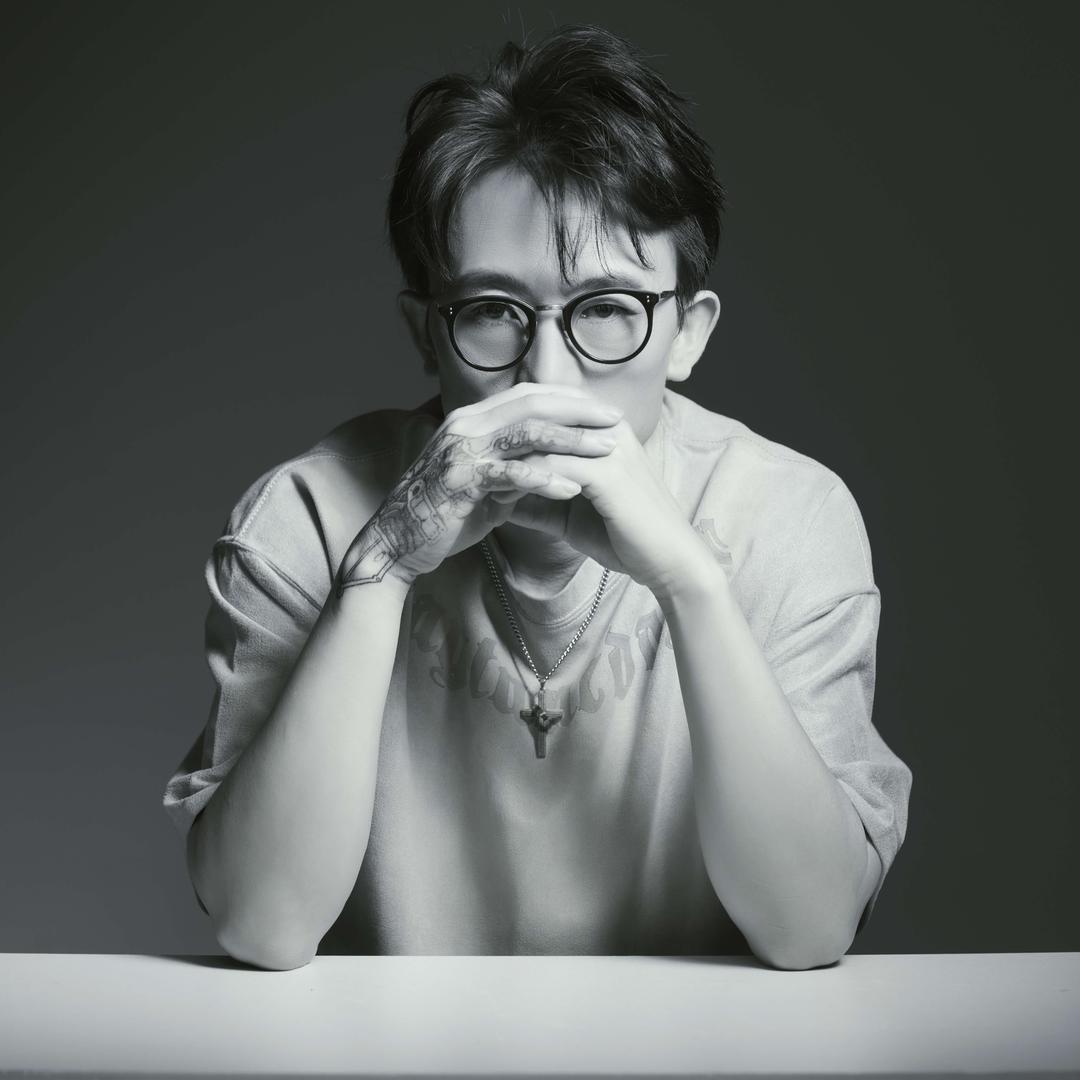 昆山减龄发型设计～东皇