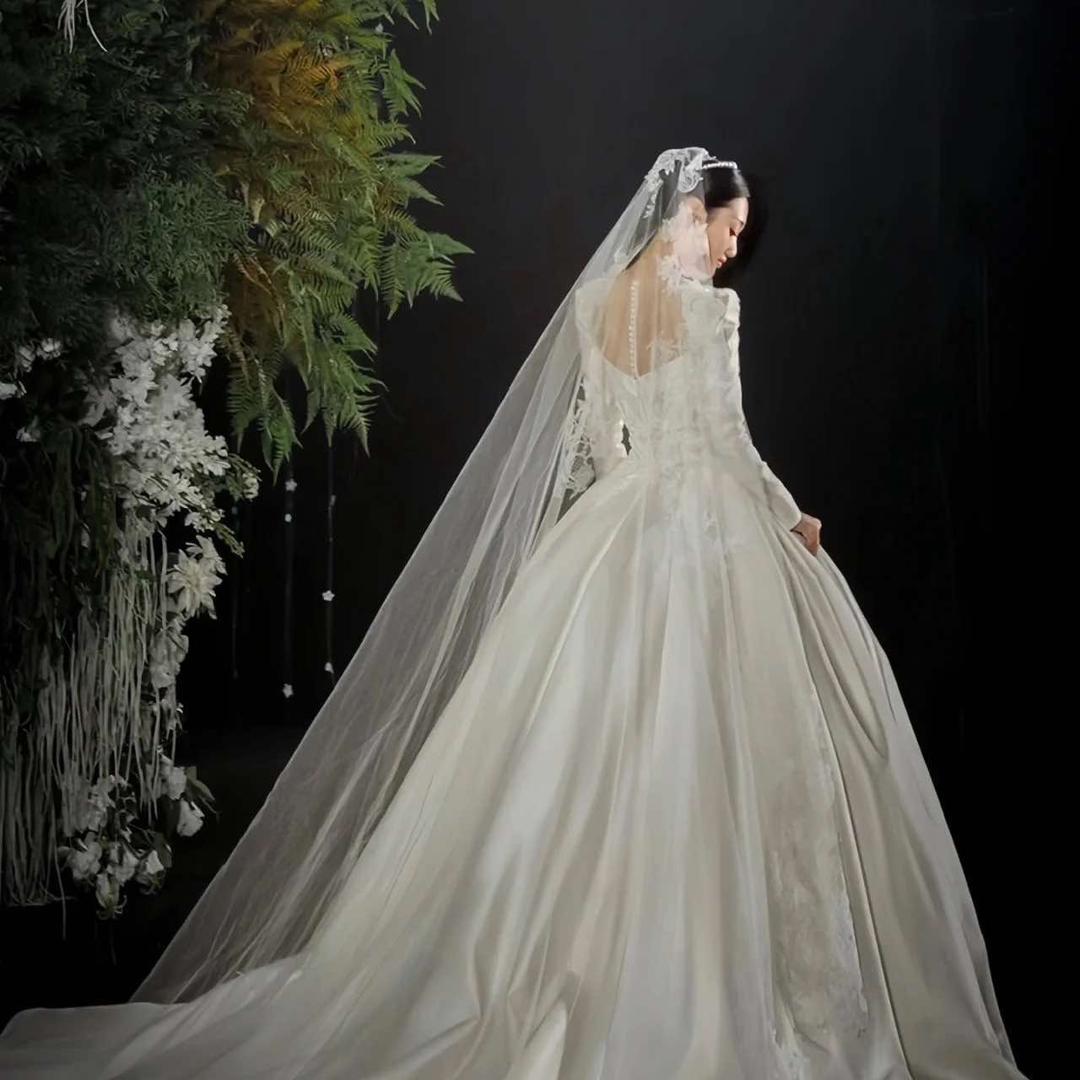 文伊婚纱 @咖宝11