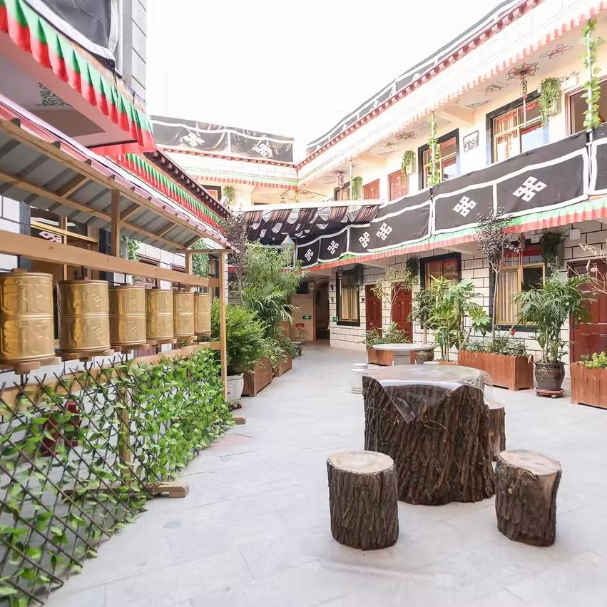 追梦客栈(布达拉宫店)官方号