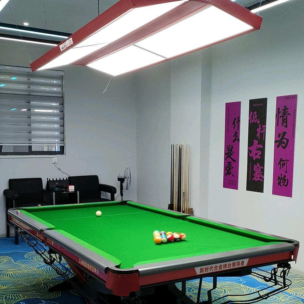 云南鑫冠迪台球桌工厂直销批发球缘体育器材