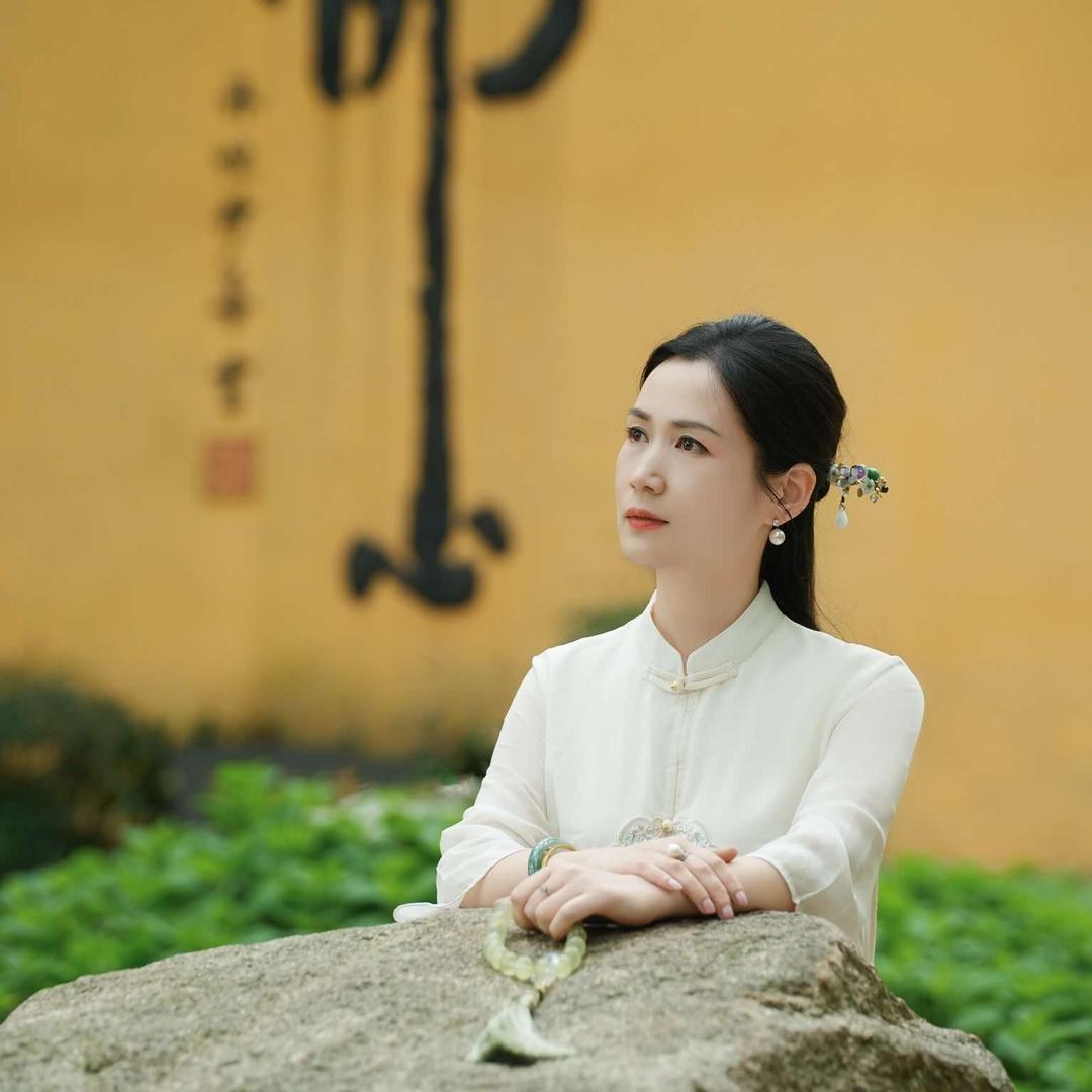 随州寇雅馨调肤