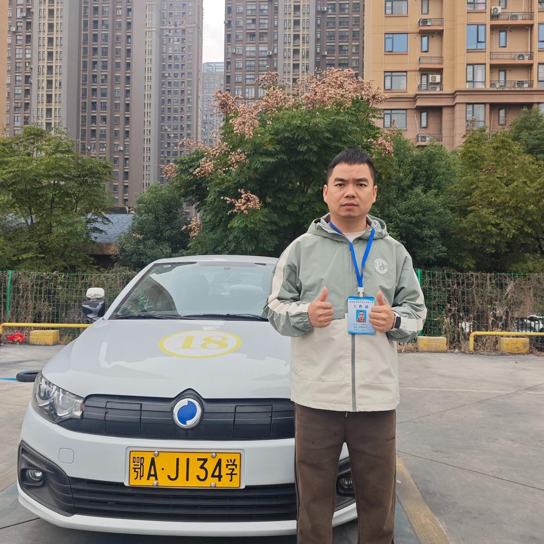 鑫胜赢肖总校长号