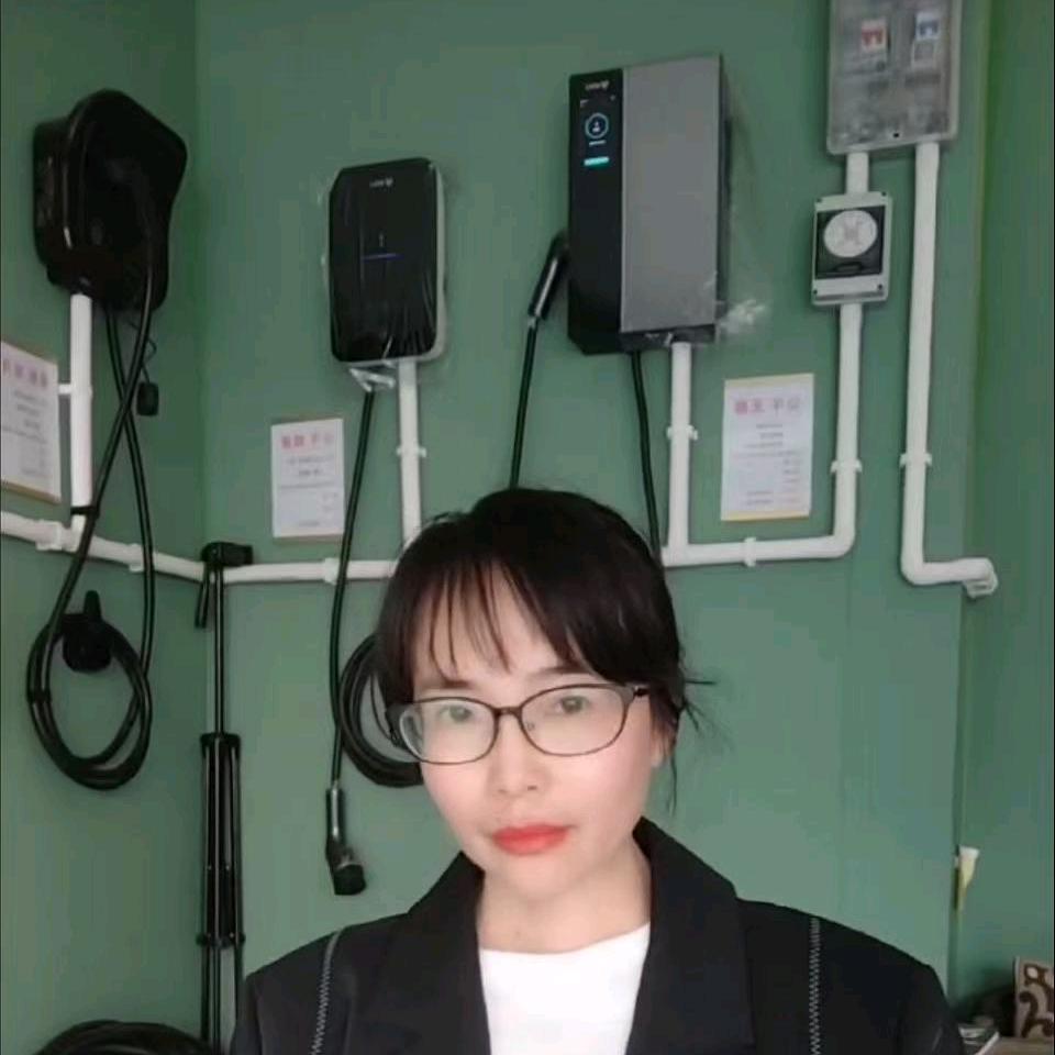 东聚能效充电桩（昆明遍桩科技)