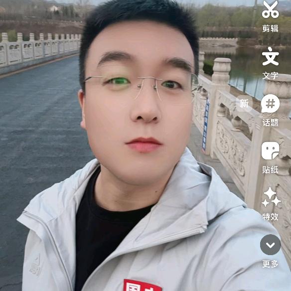 查尔斯顿眼镜(阳光明珠店)官方号