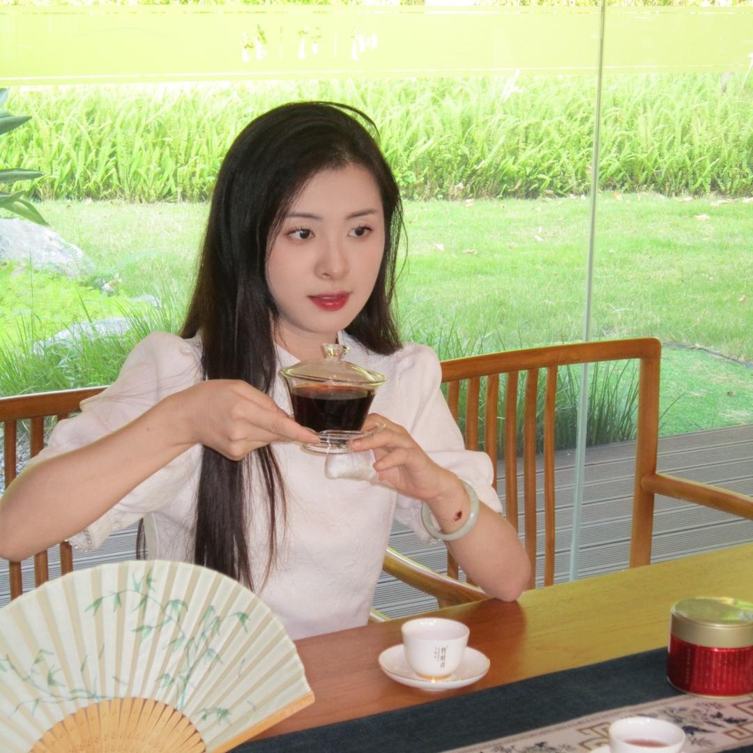 小敬🧚竹叶青雕像店