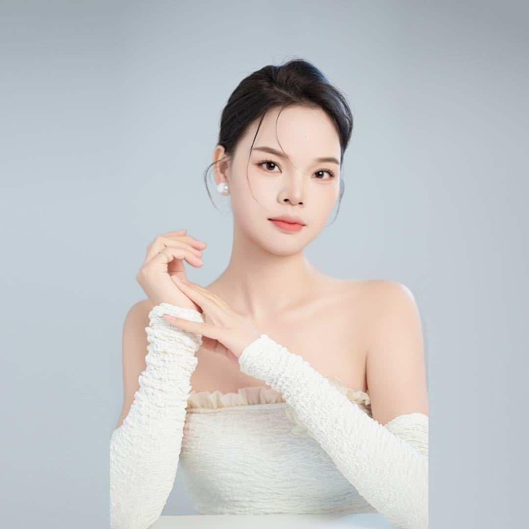 温州会做脸的灿灿