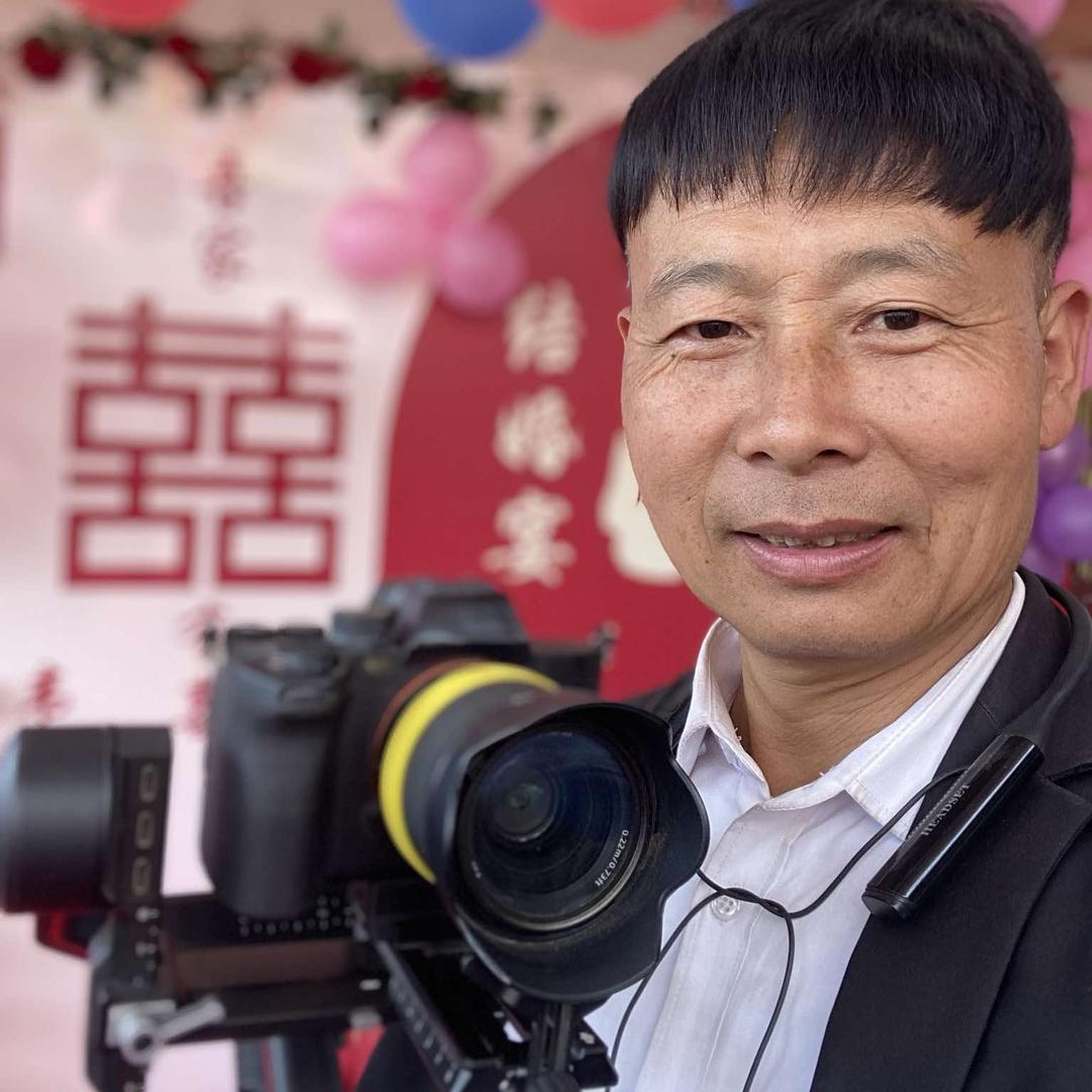 景东花好月圆婚纱摄影二店
