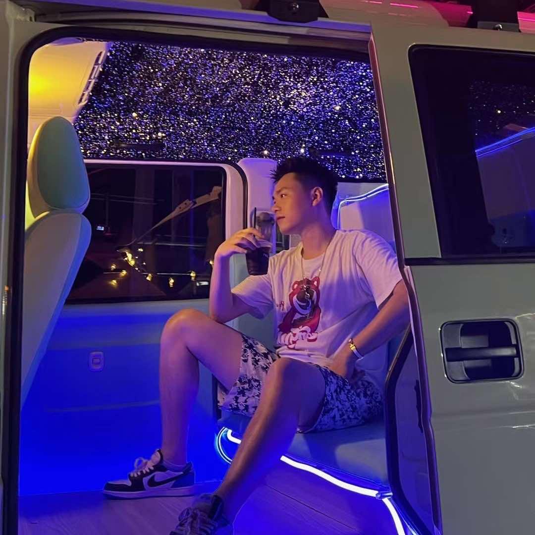 贺州蜀天下美蛙鲜牛肉自助老火锅