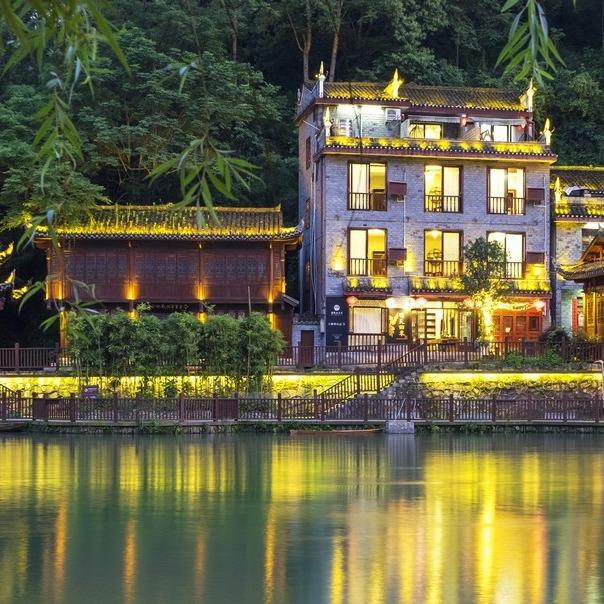 予风江景民宿（凤凰古城）