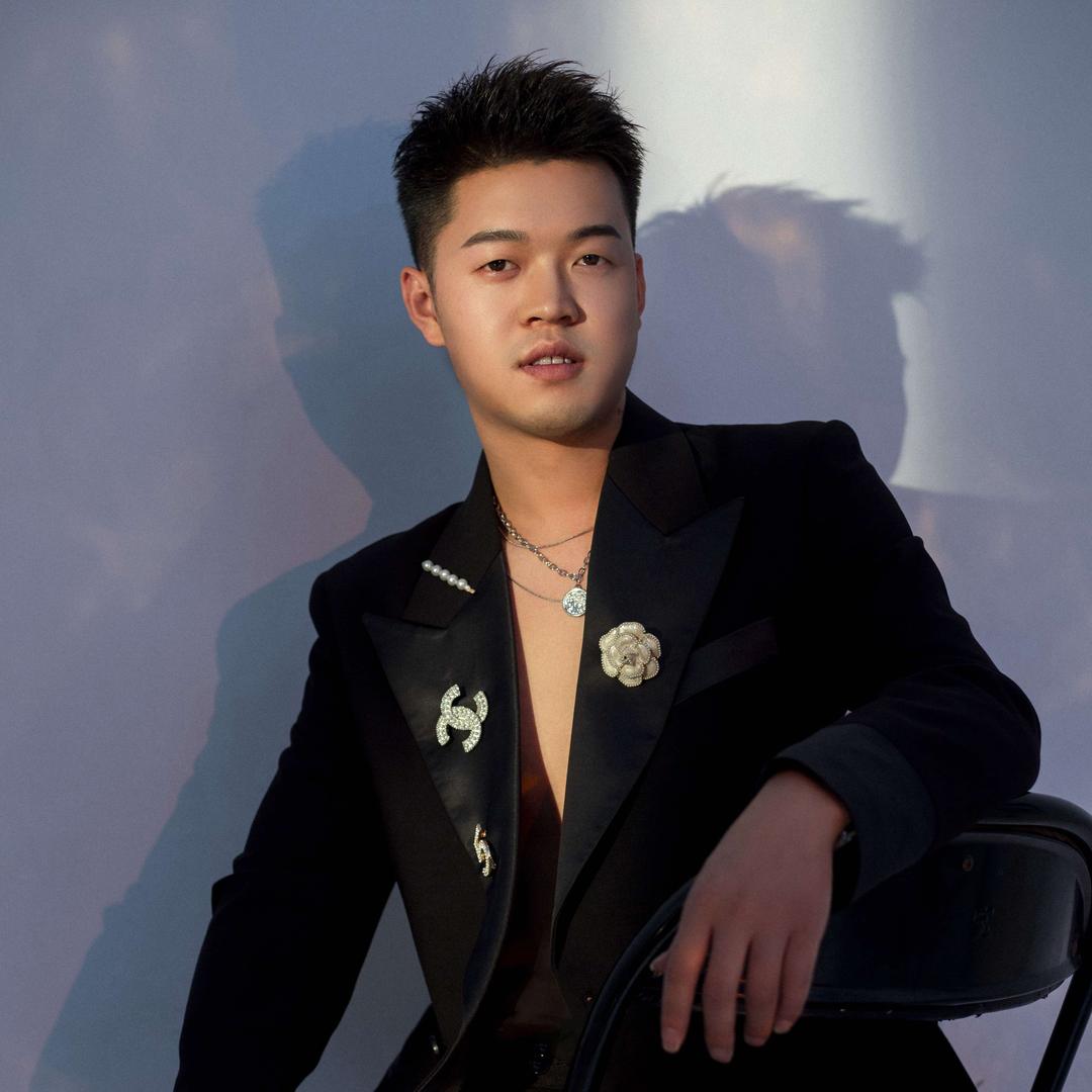 型氧•国潮男士 艾瑞