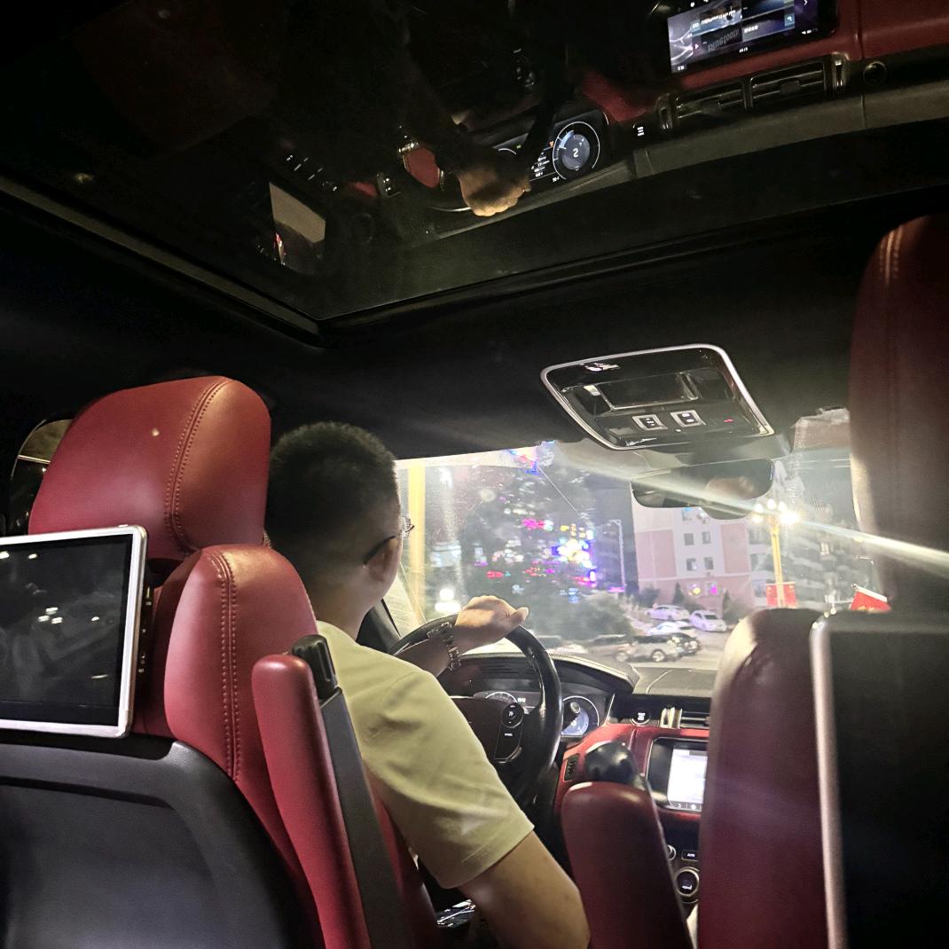 曜坤奢侈品交易中心