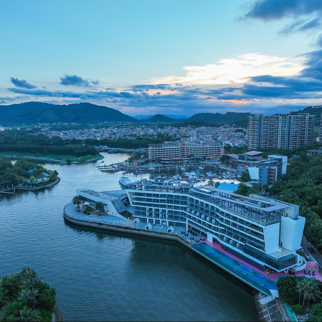 陵水夏日冲浪度假酒店