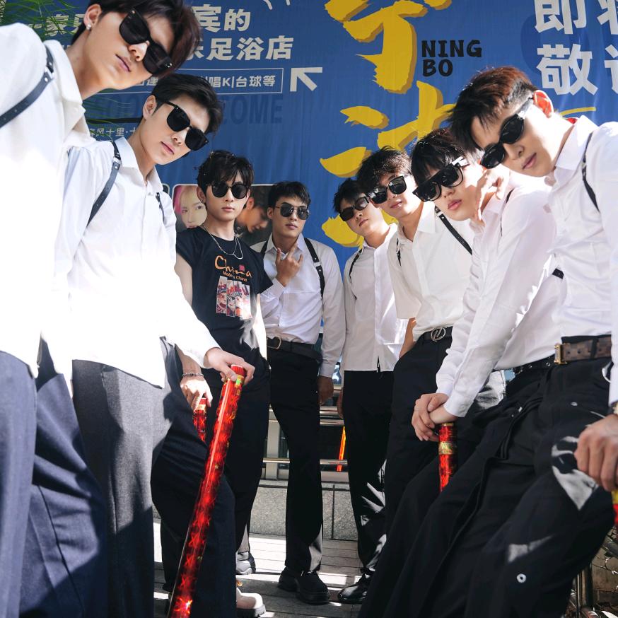 春风十里•十二少财富中心店