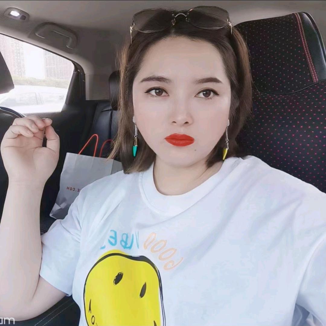 黑吃黑撸串串·火锅官方号