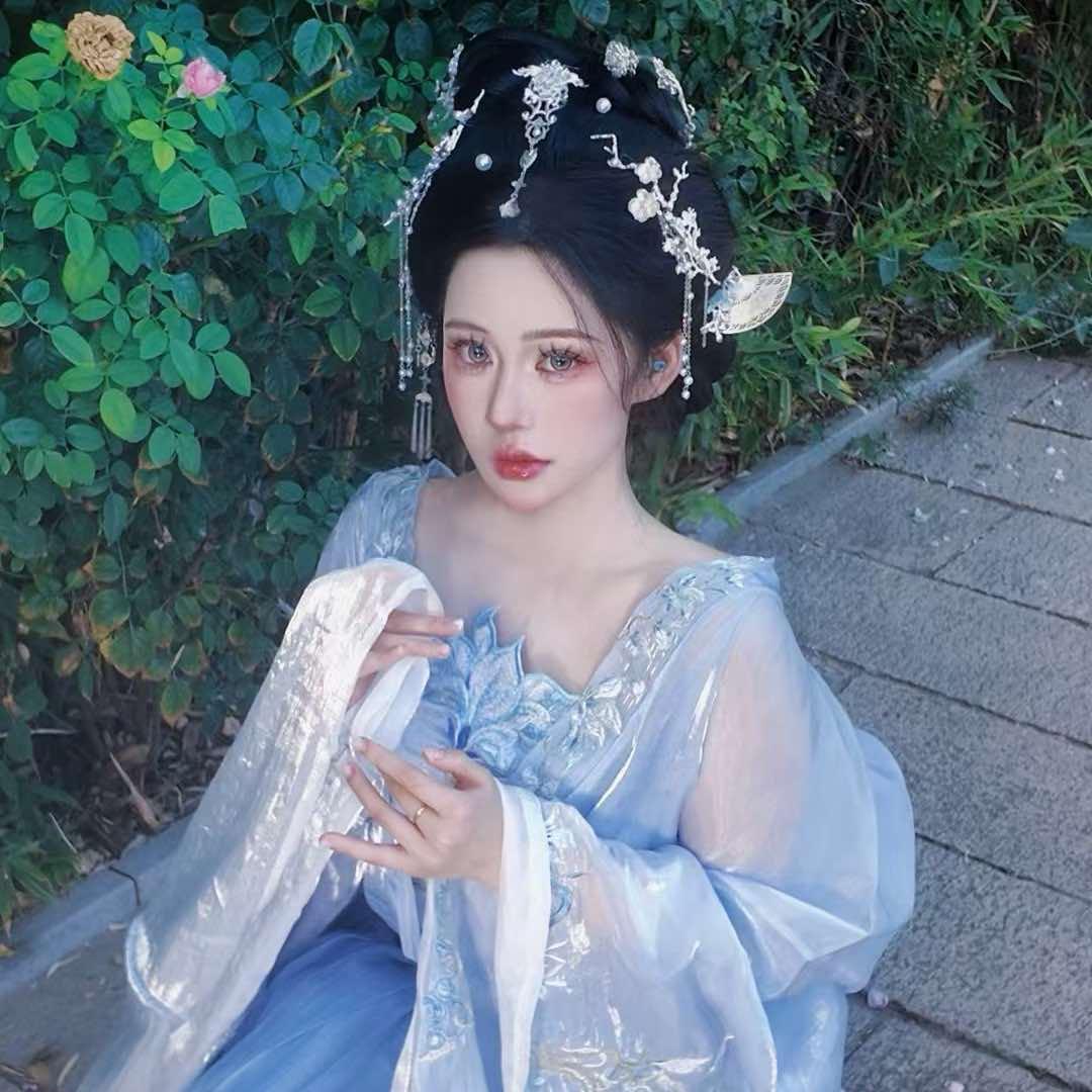 非晚•汉唐初见汉服体验官方号