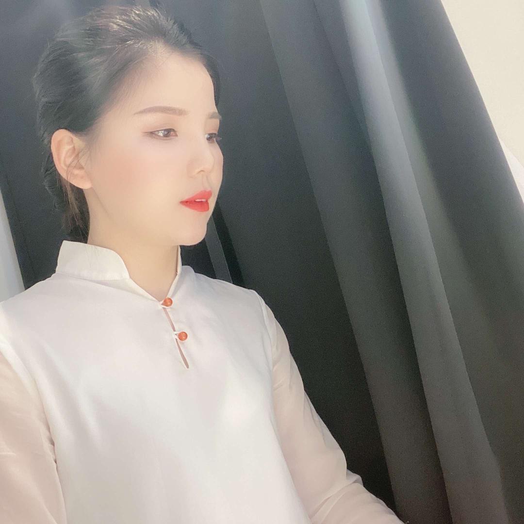 柒月 美甲 美睫