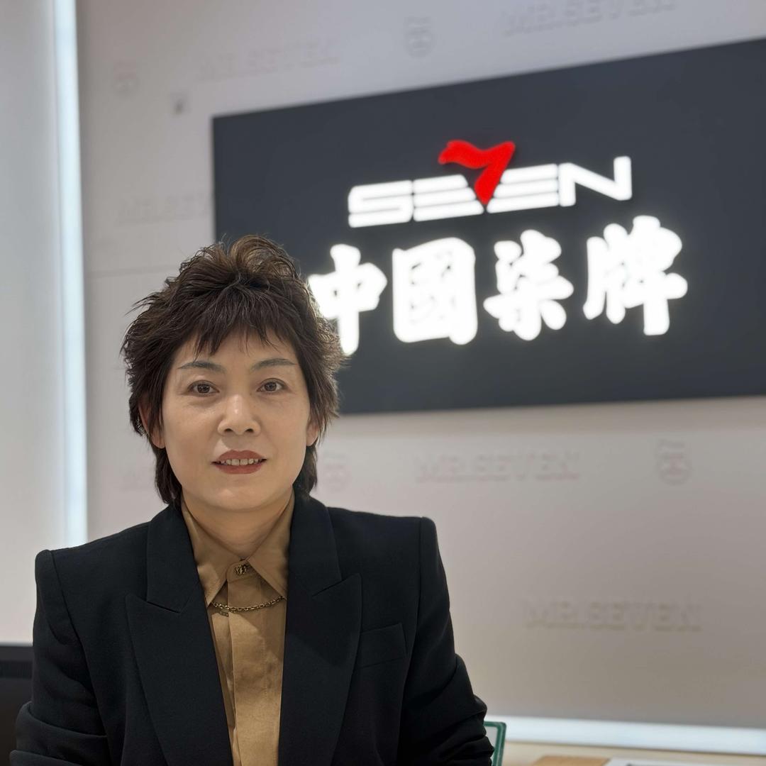 潜江柒牌男装李姐