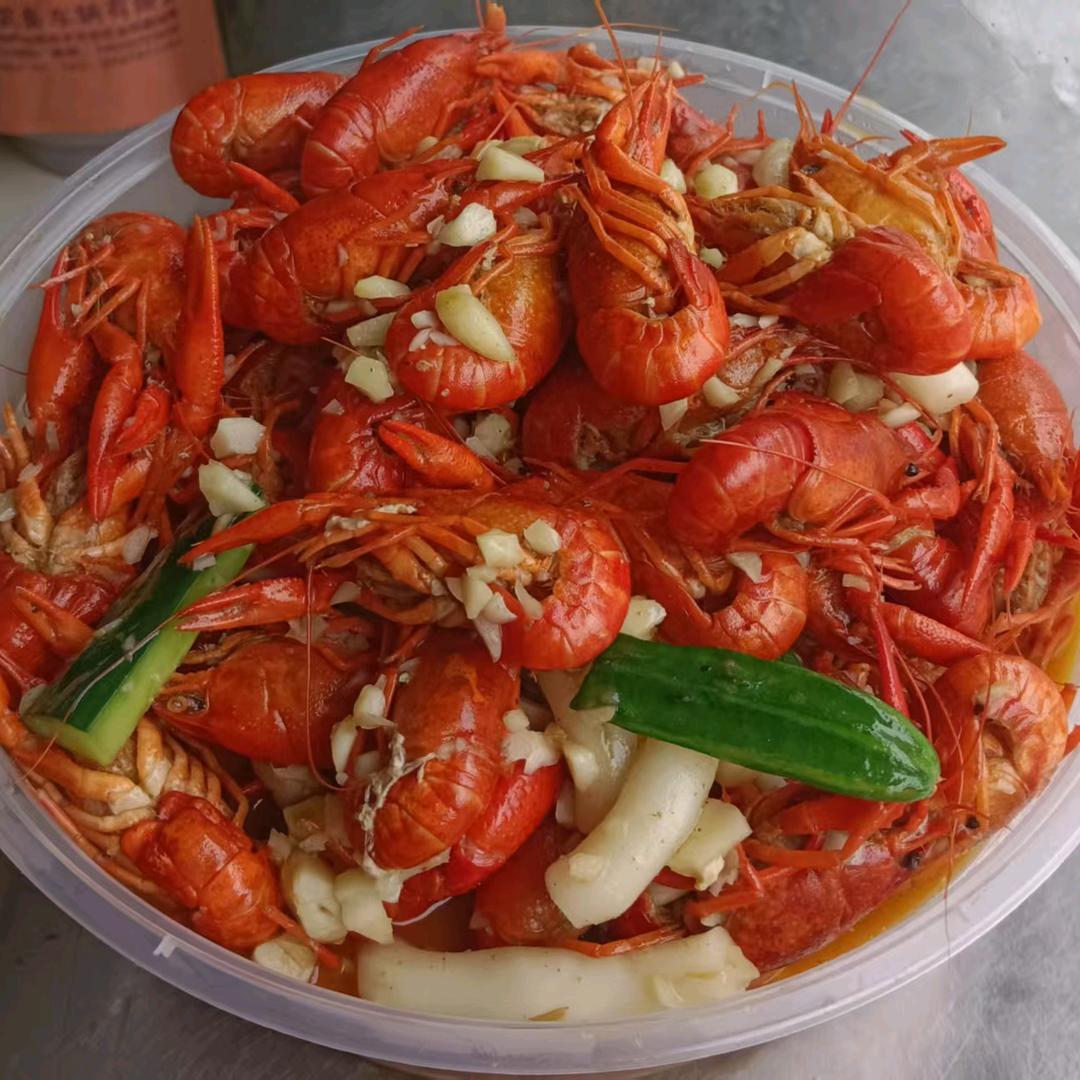 金钳小龙虾