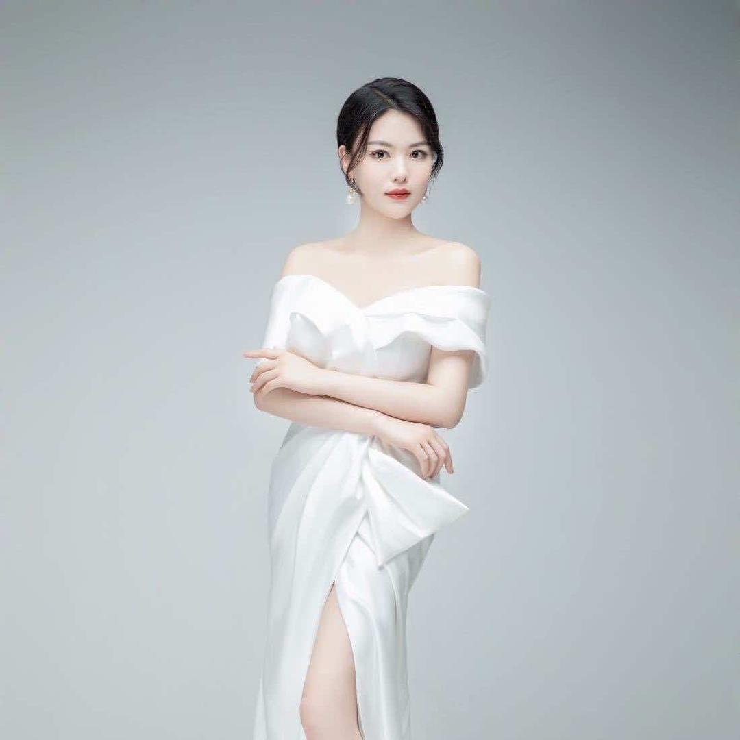 臻悦尚品•蔡妍妍