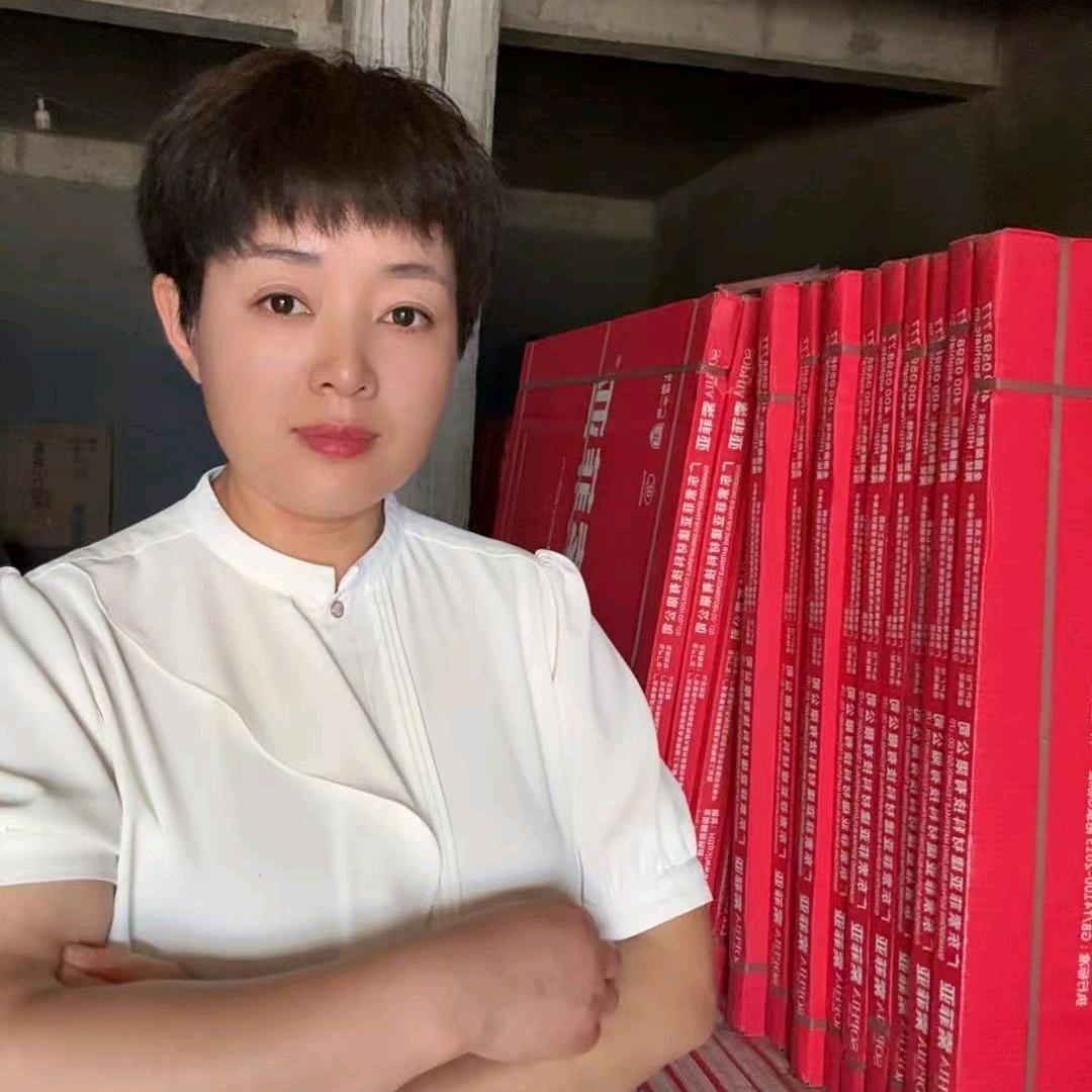 利辛瓷砖陆姐（新景象）