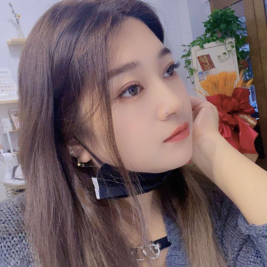 乐清柳市楠楠美甲美睫官方号