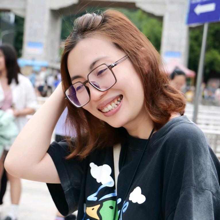 貌美渔粉老板娘