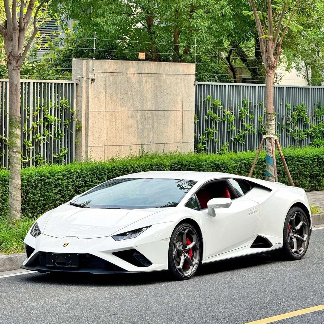 贵阳车佰佳豪车租赁