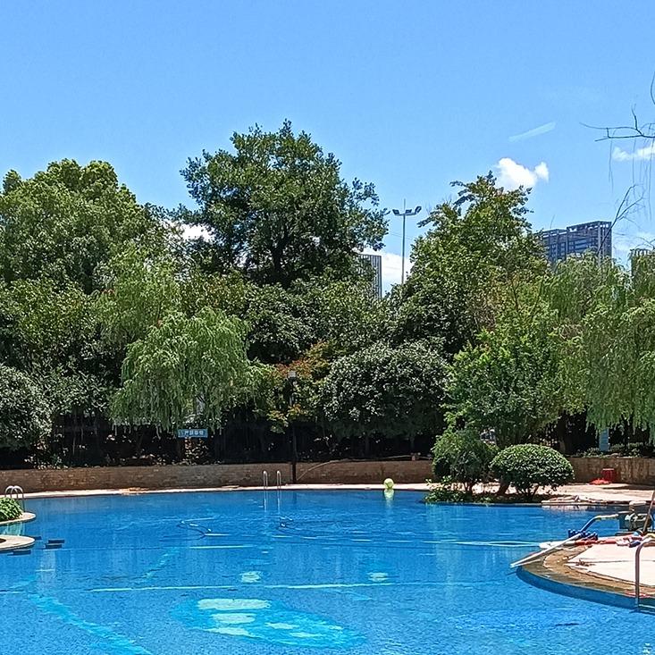 浩龙音乐界游泳馆