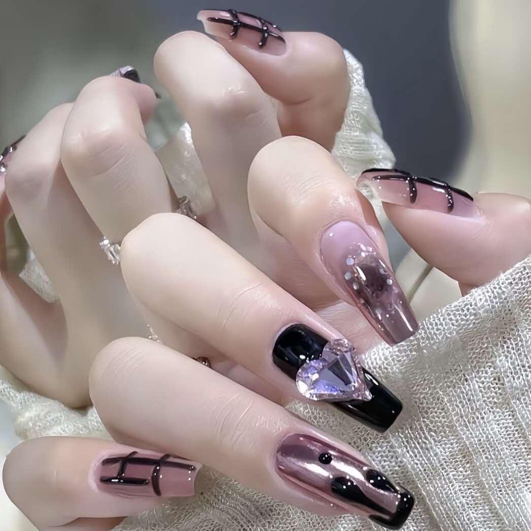 尤尤美甲美睫(海纳新潮C区店)官方号