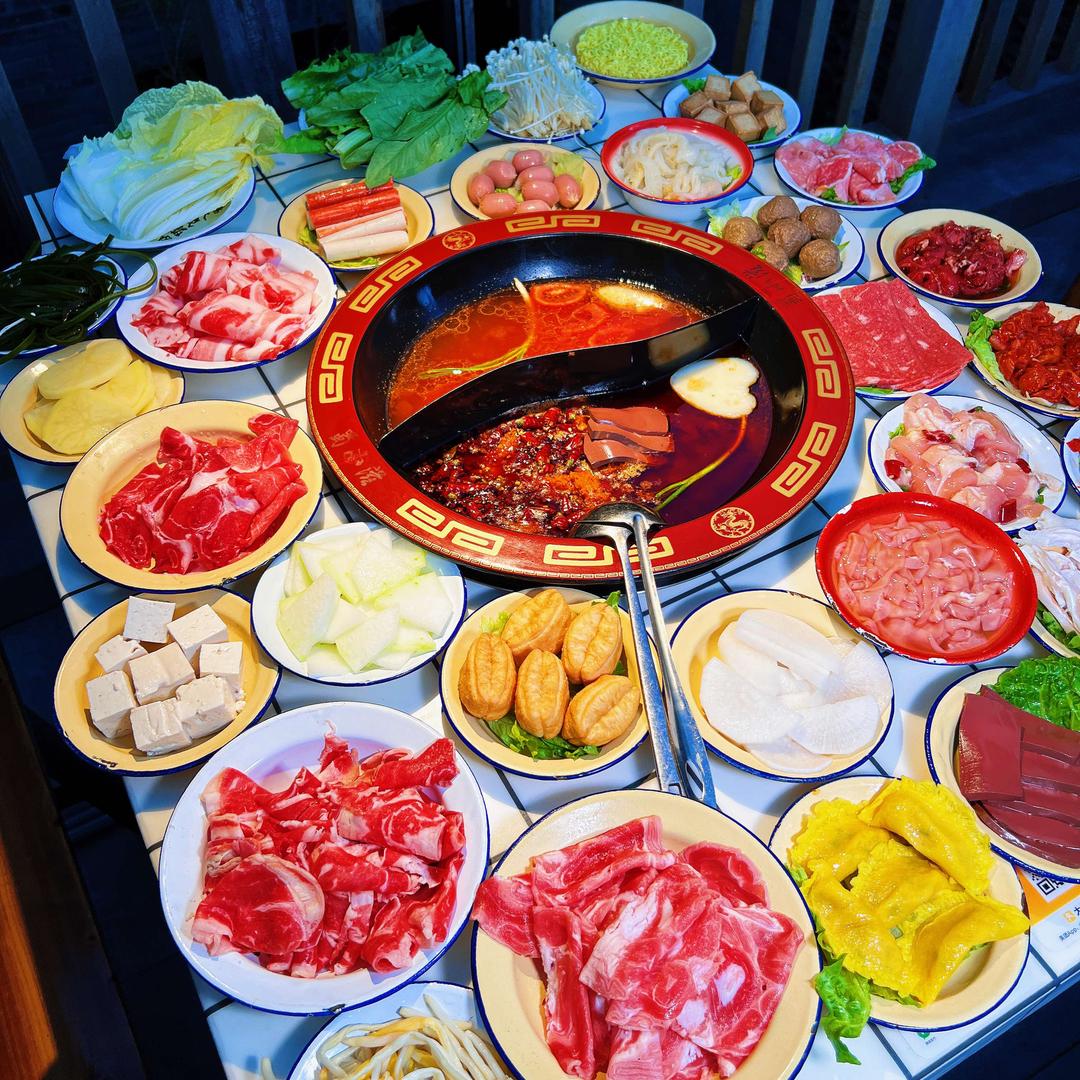 蜀小滋市井火锅（广西六店）