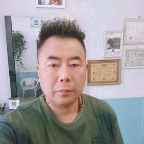 双流区丹尼丝美发店