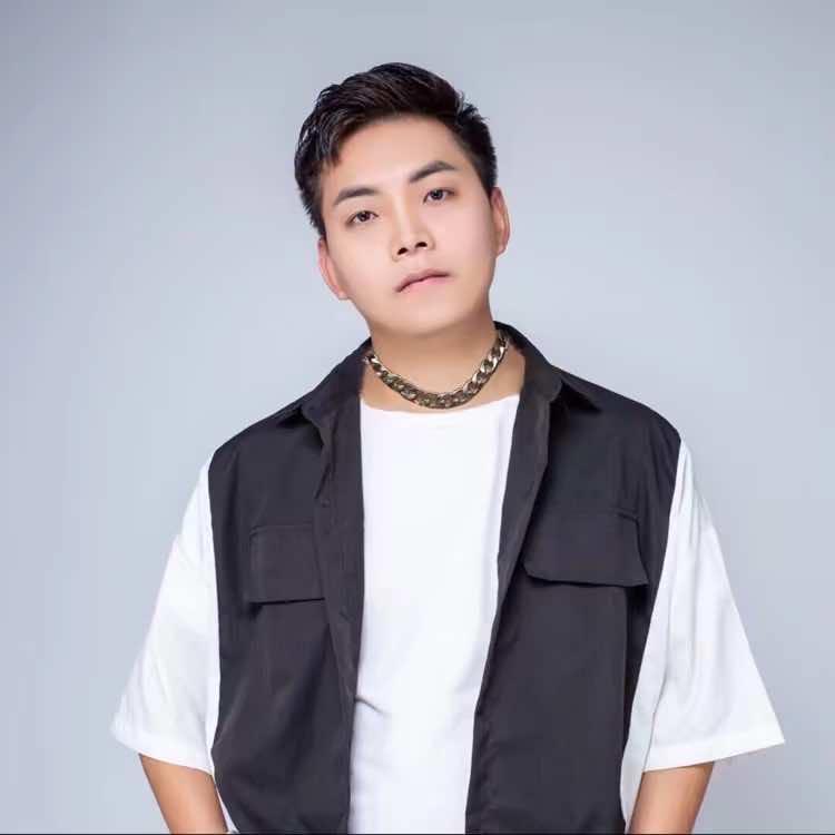 那茉造型江华