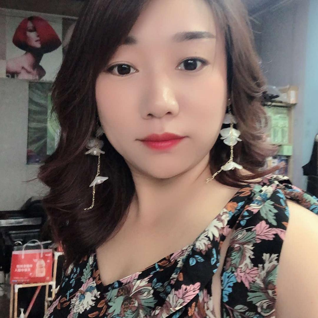 佛山顺德精剪、减龄发型设计、纹眉、美瞳线