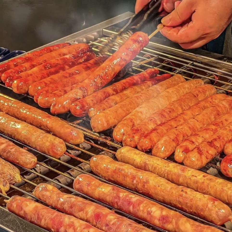 一口到台湾•烤肠•蚝蛋烧•热狗