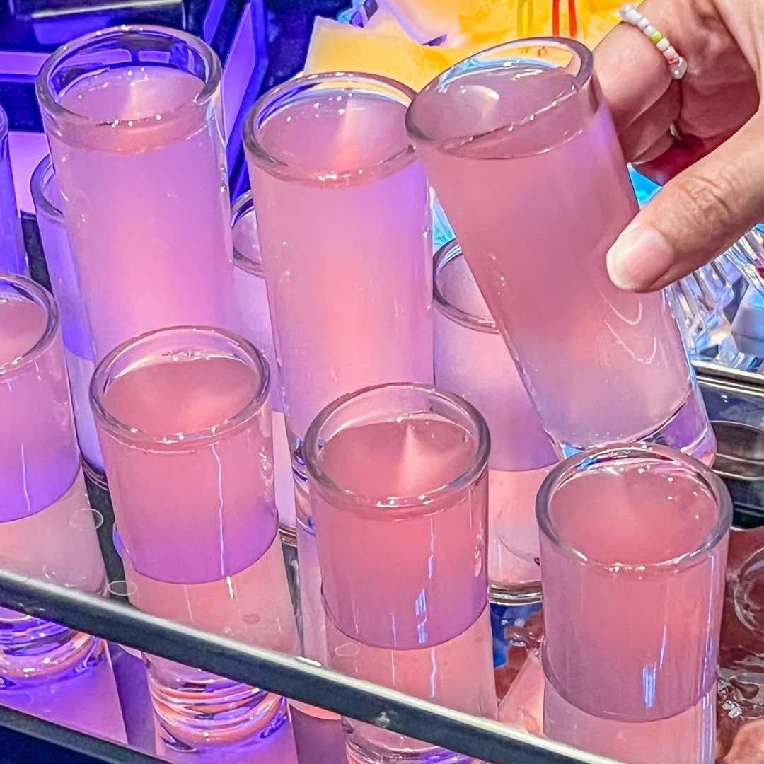 灵川县半醒小酒吧