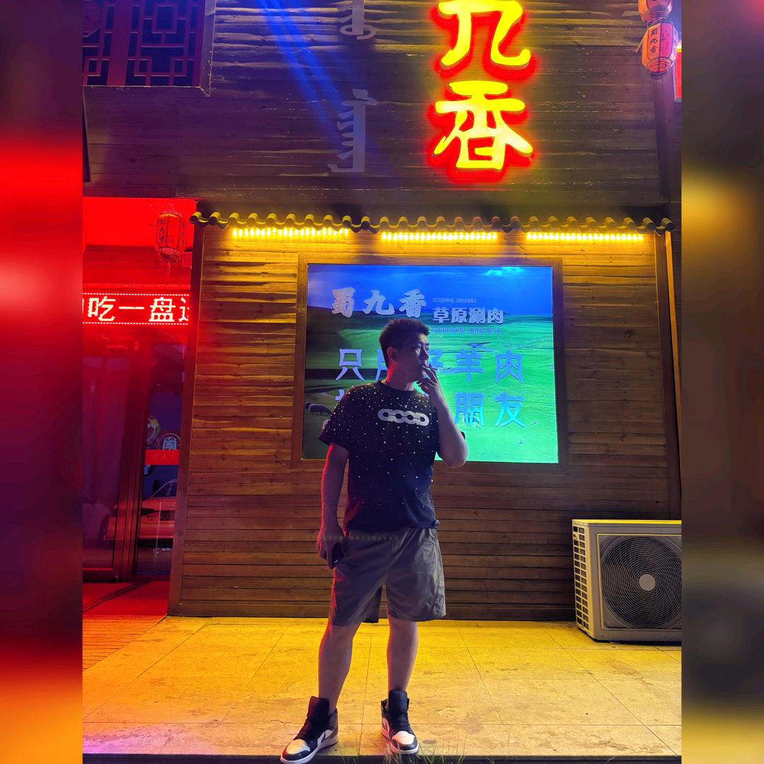 达旗原上牧哥烤羊腿羊排