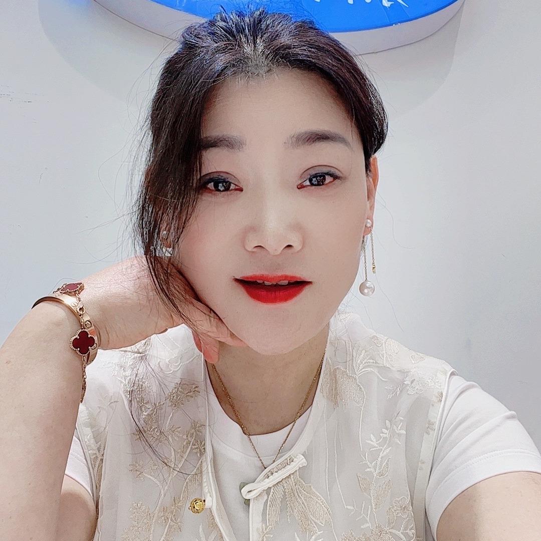 荷姐姐女装
