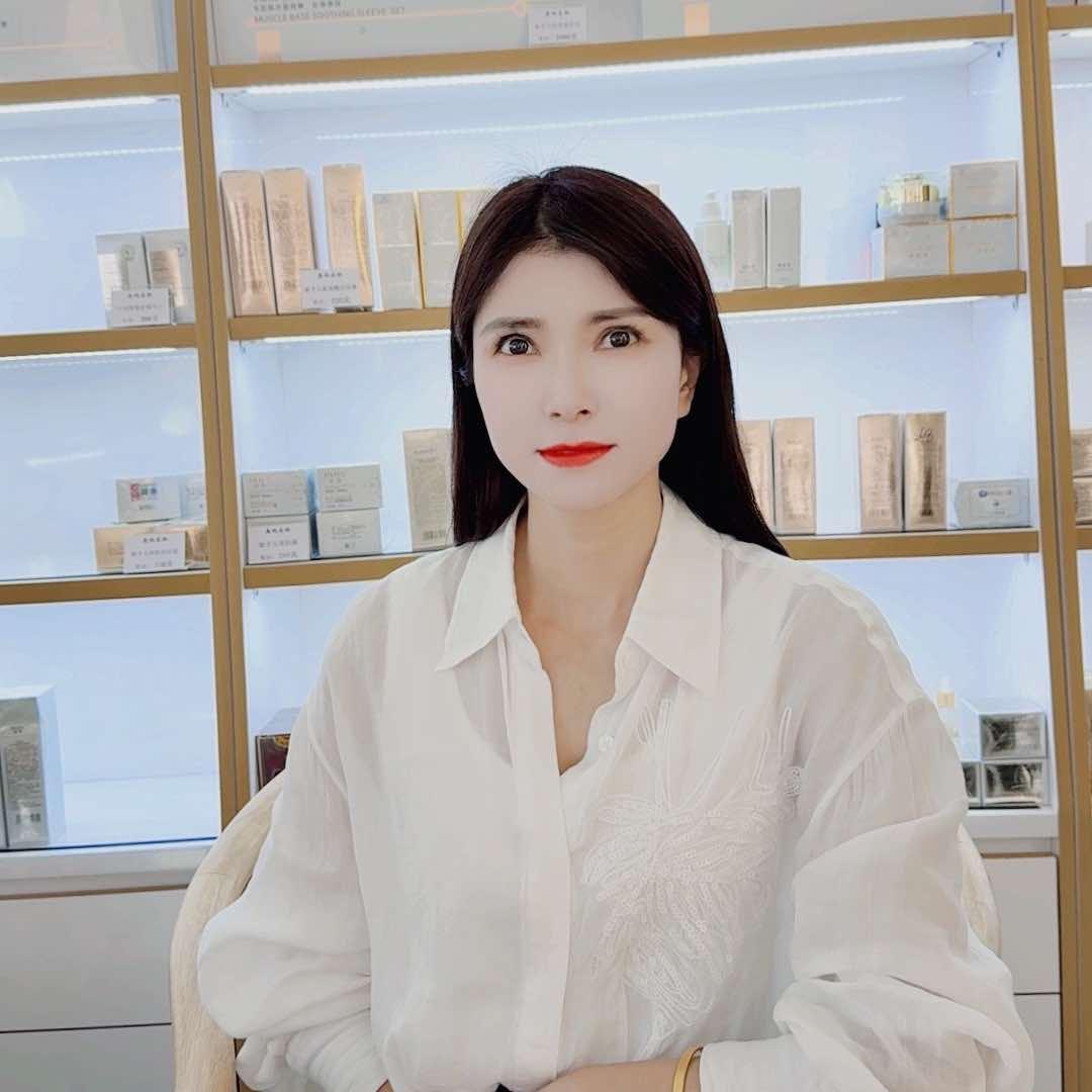 大姚白白肌梁姐