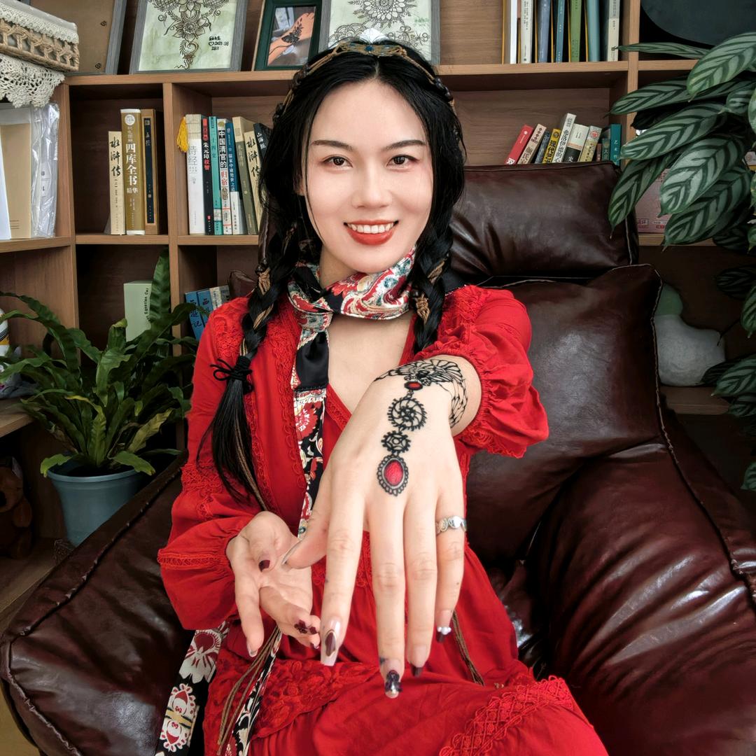 自由角落海娜与小铺
