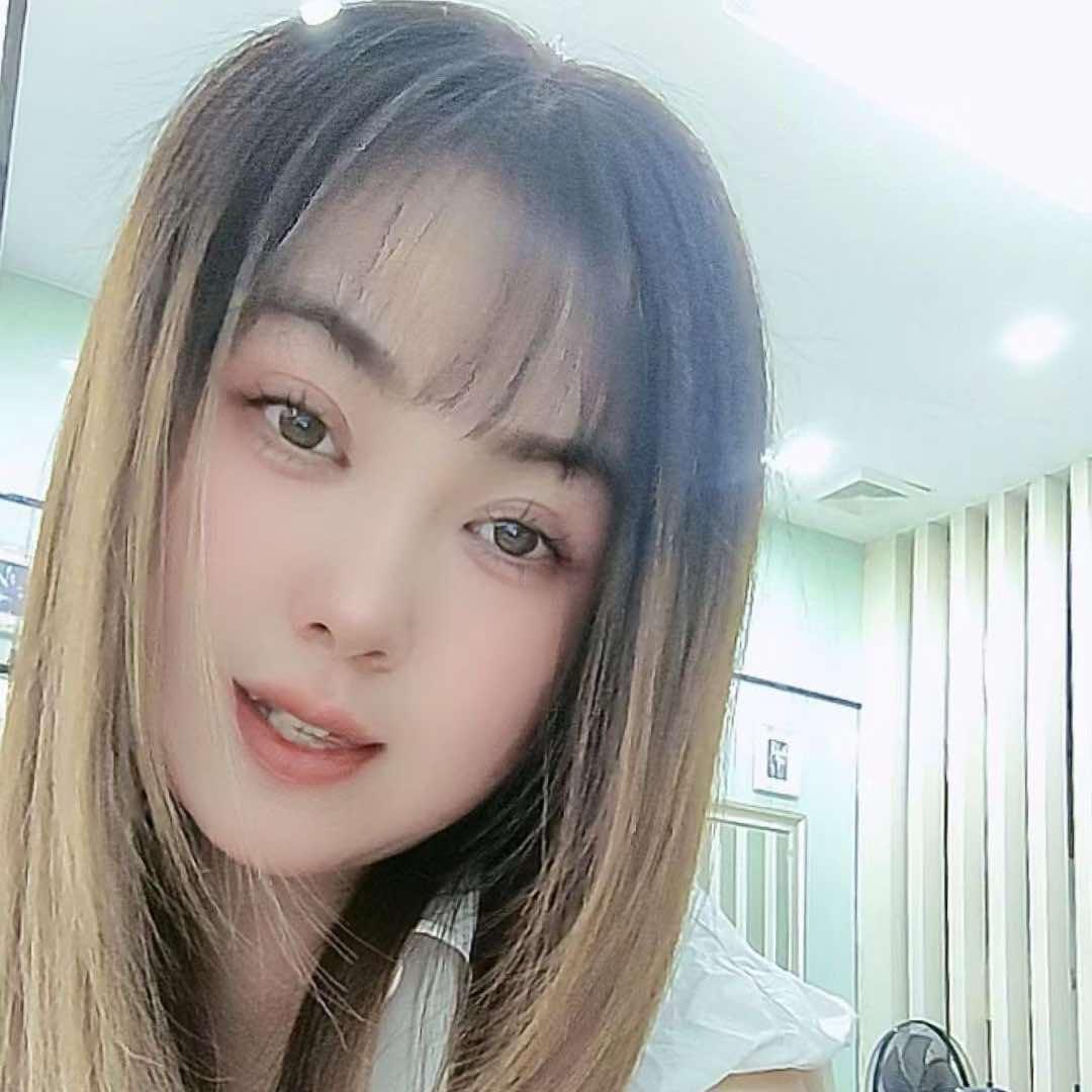 慧慧美容工作室（华夏龙成店）