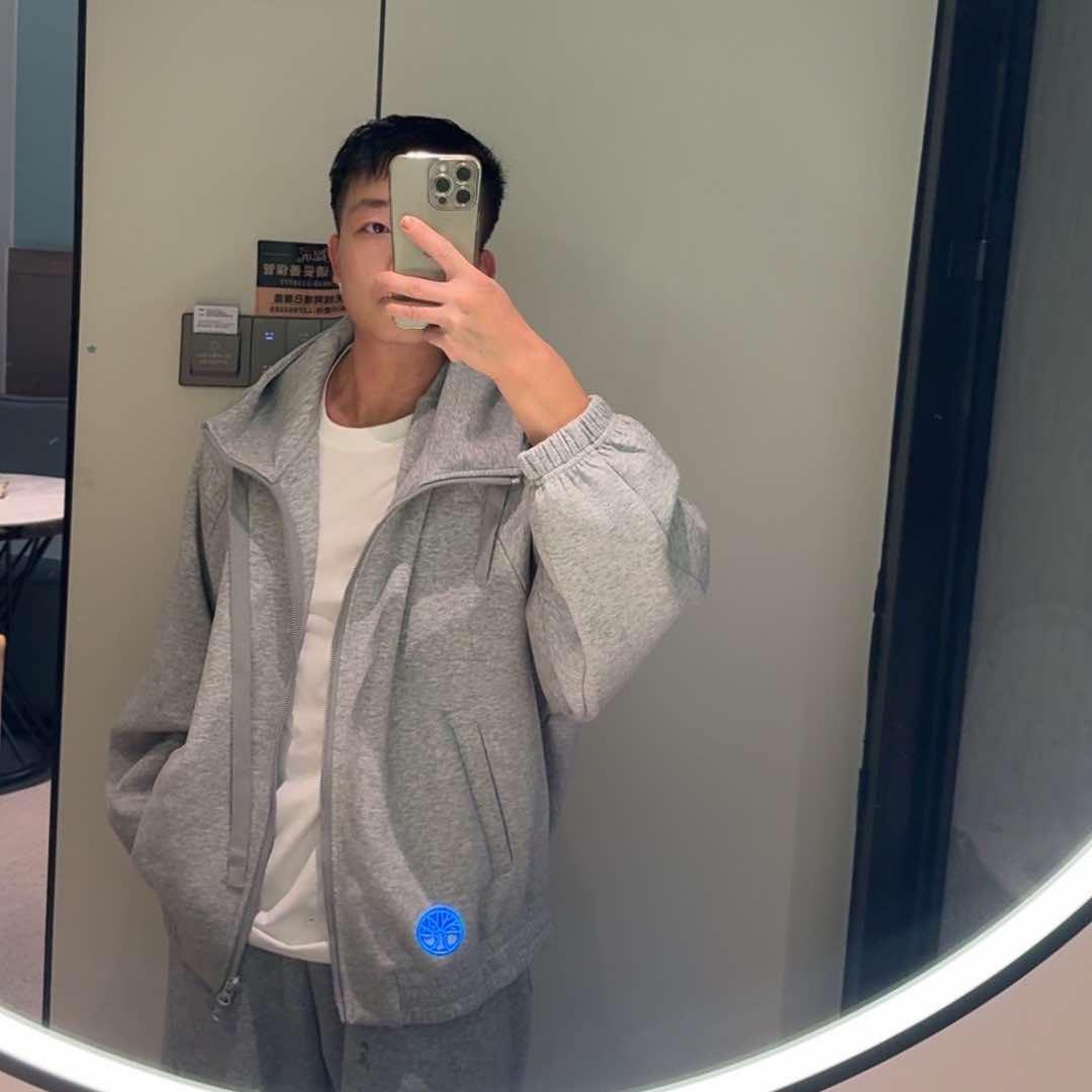 玲玲烫染沙龙郭老板烫发