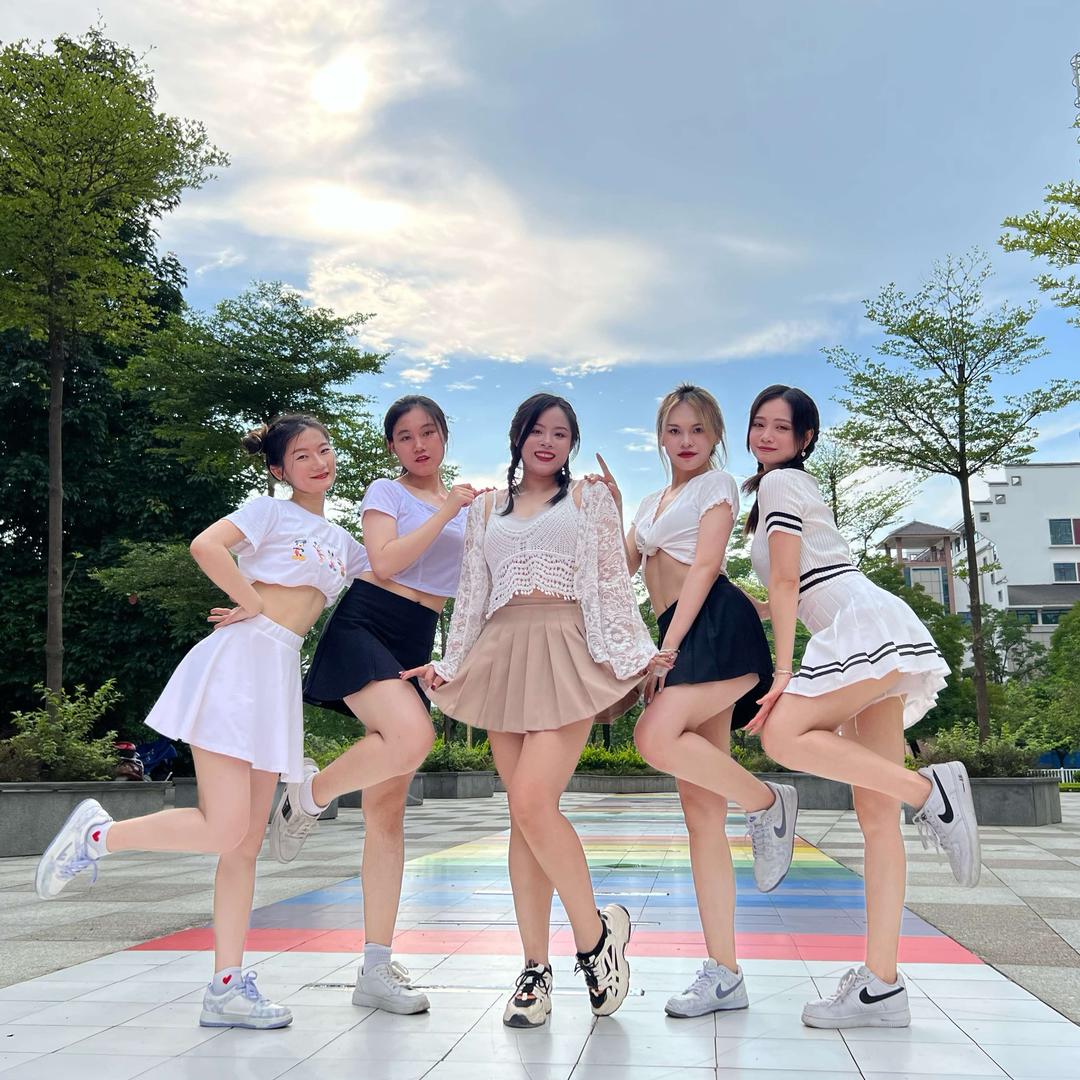 JS 舞蹈（来宾大洋校区）