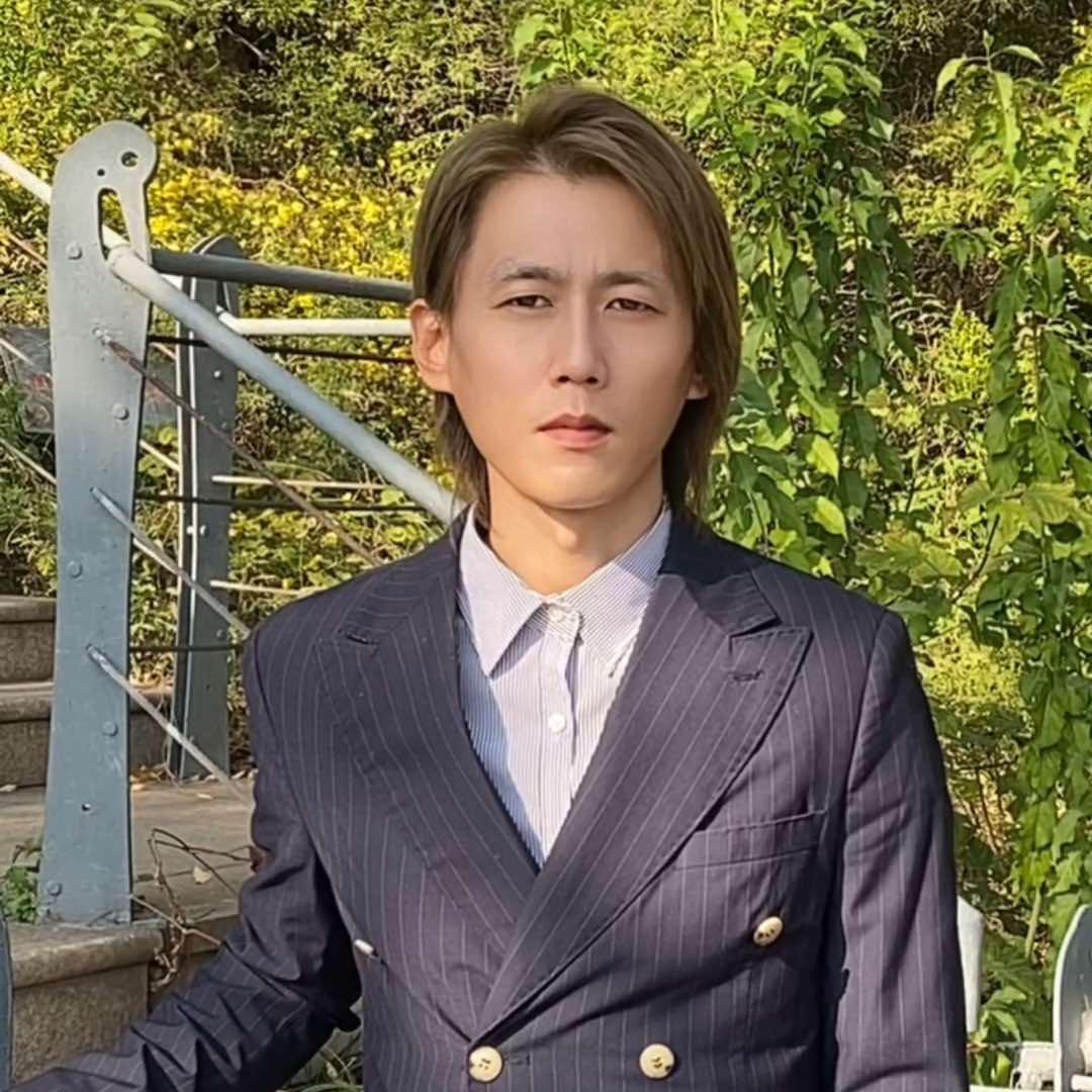 李峰烫发武安爱秀