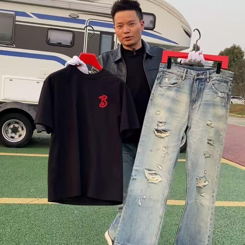 汇川区唯懿铭品服装店的小店
