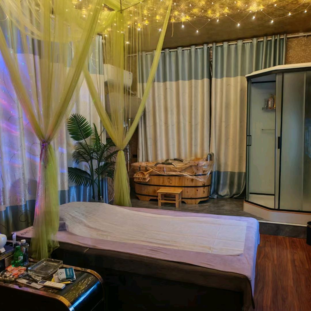 吉祥按摩SPA木桶浴