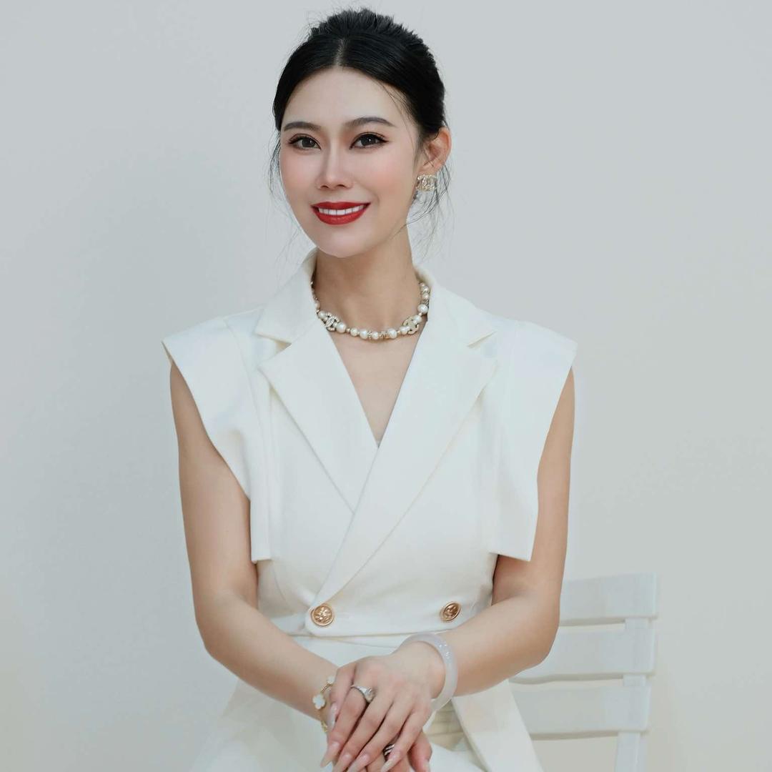 瑜之美杨校长