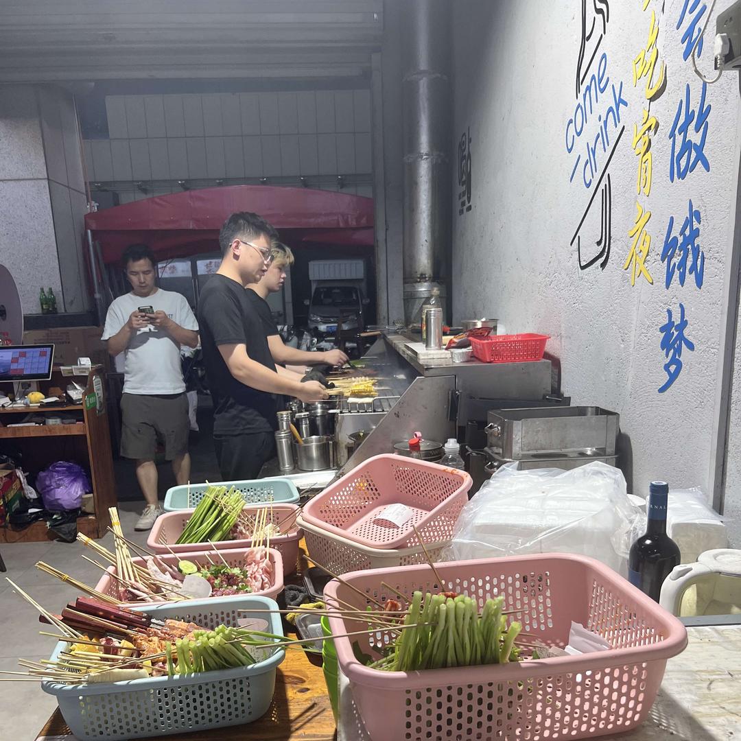 湖永泉炭火烧烤官方号