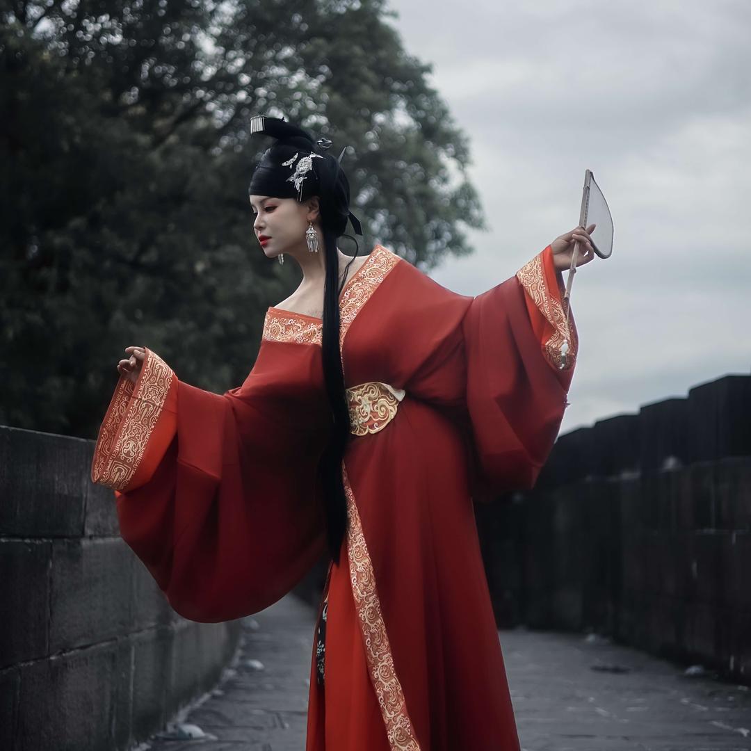阆中云锦阁汉服体验馆