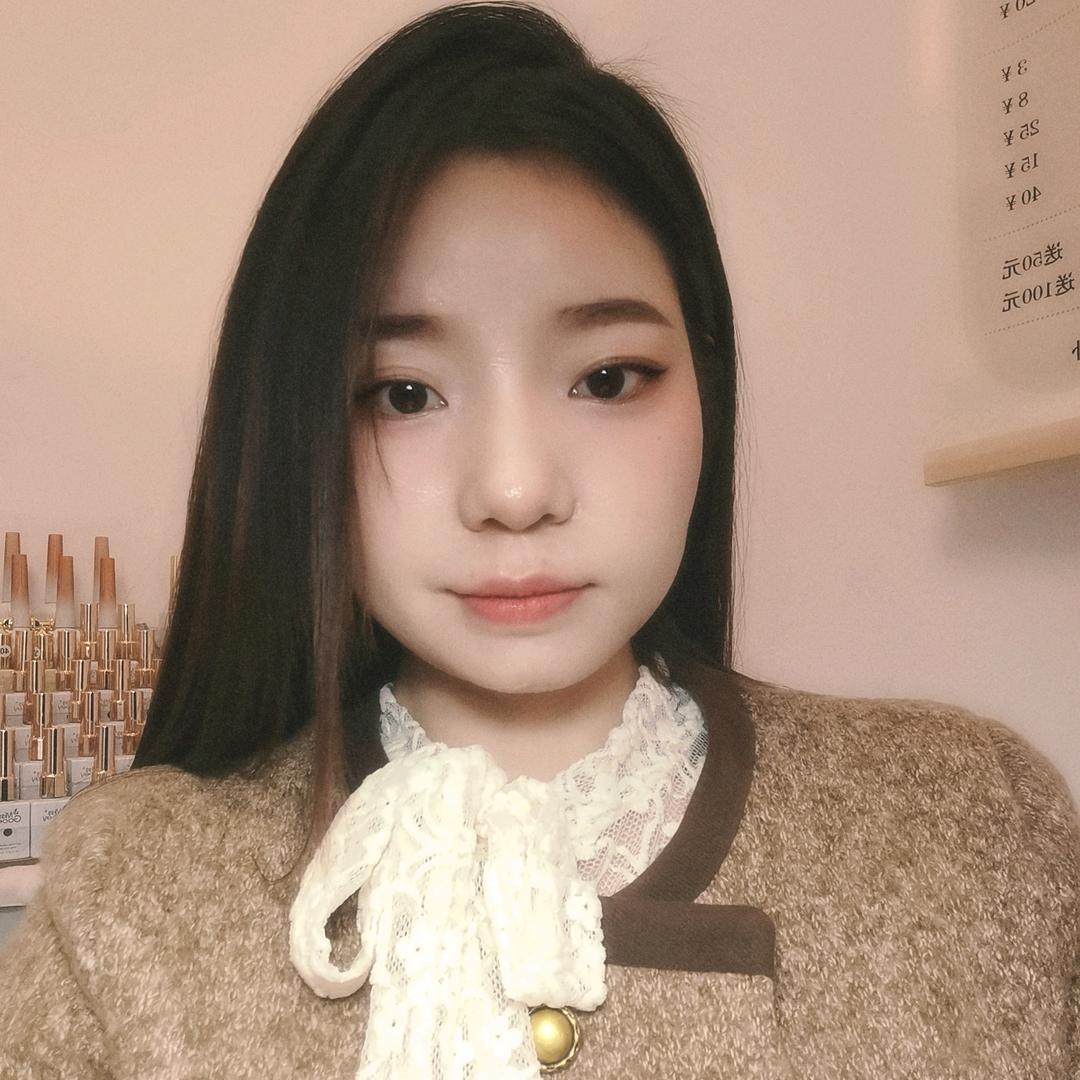 娜娜-美甲美睫