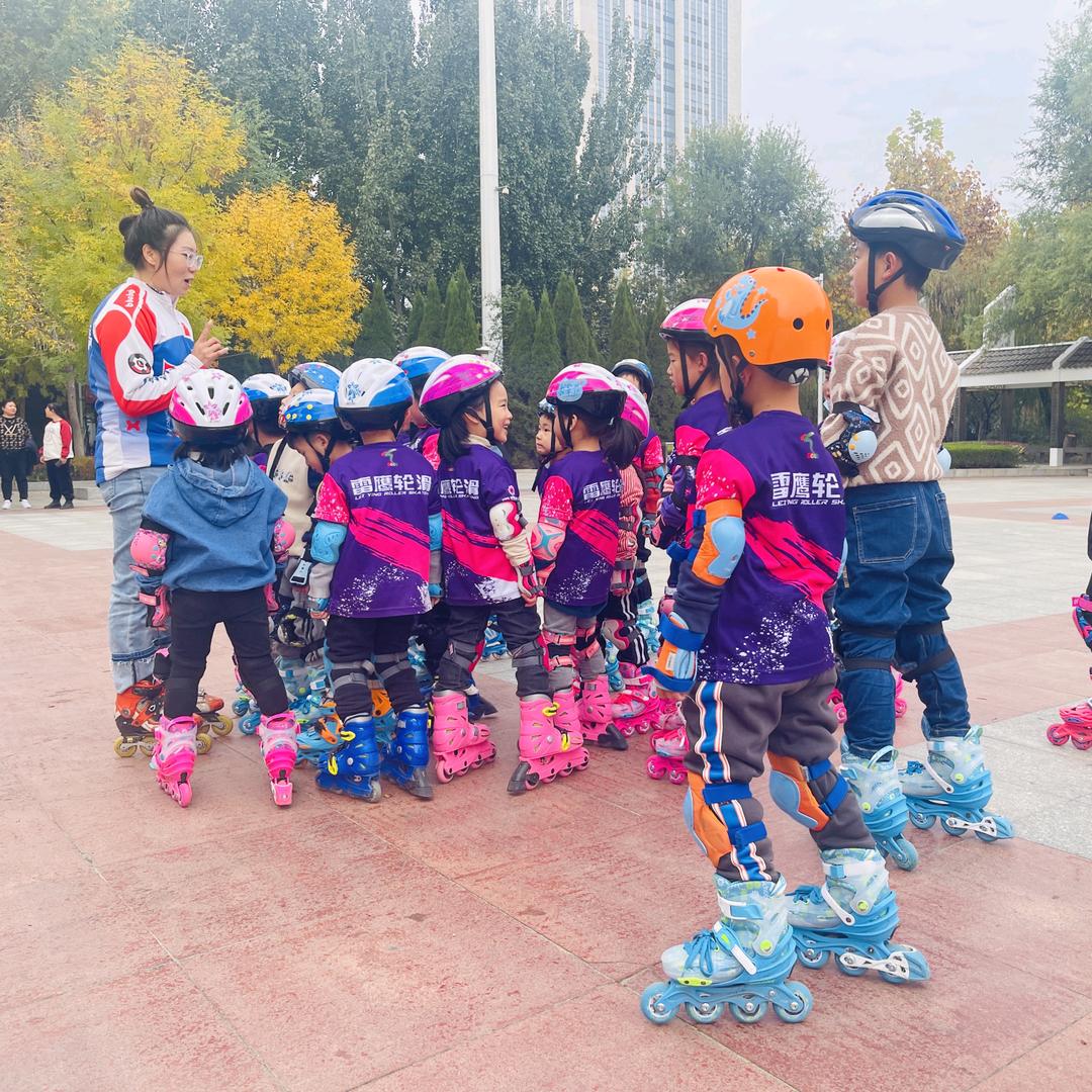 雷鹰轮滑运动馆官方号